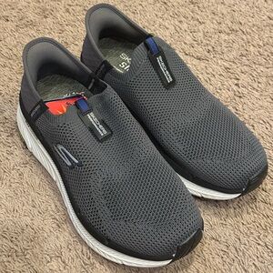 Skechers Hands Free Slip-ins®: Max Cushioning® Premier 2.0